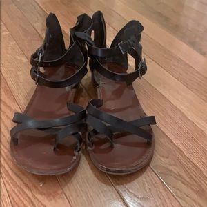 American Eagle sandals